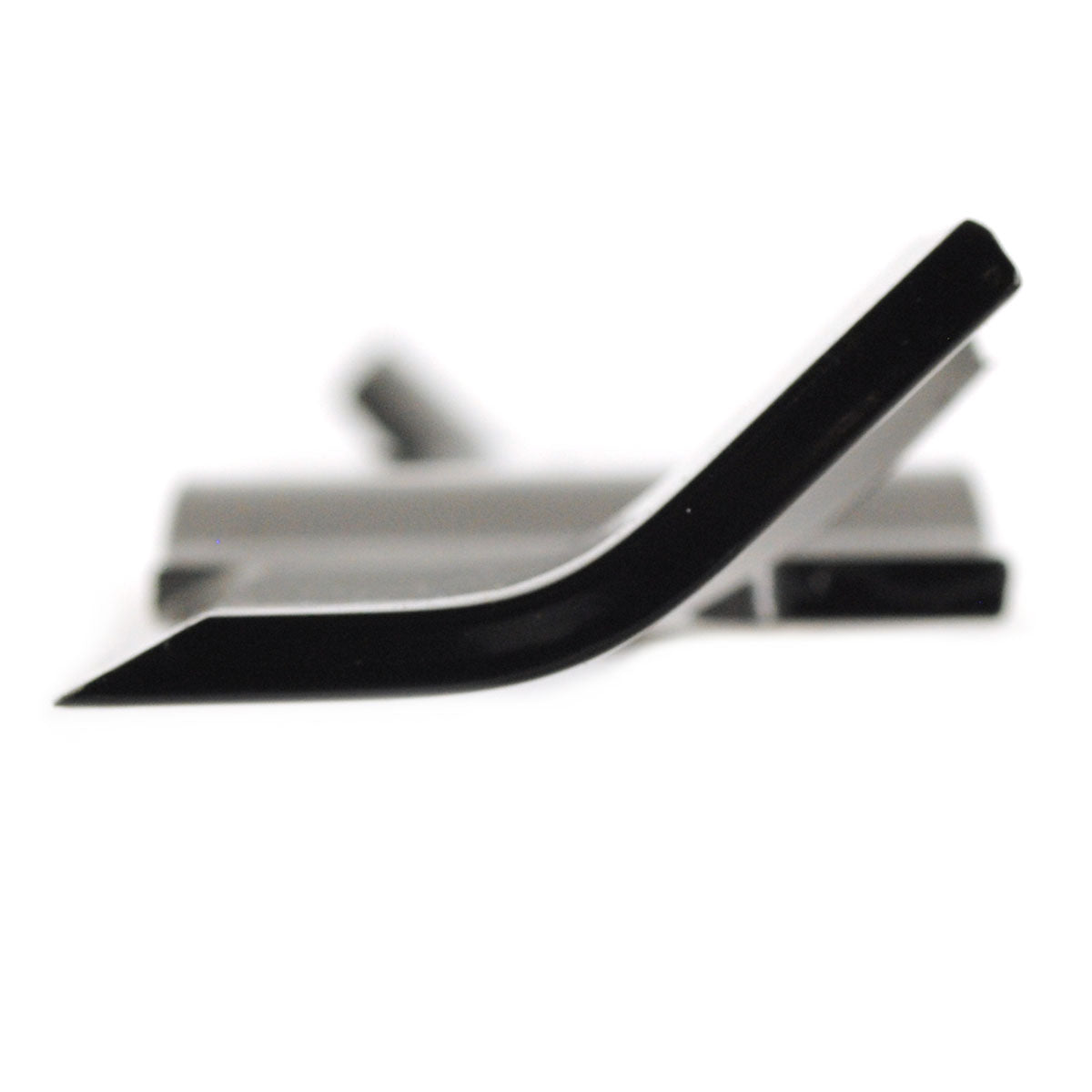 BLADE-18