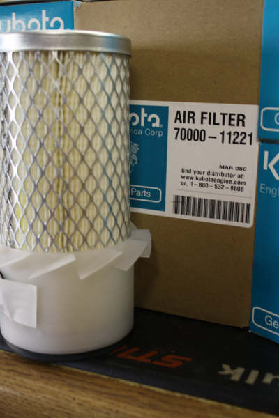 Air Filter for Grasshopper 325, 725, 725G2 (2004 and earlier) 321D, 721, 721D, 721D2 (2005 and earlier)