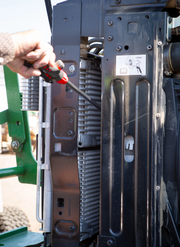 RADIATOR GENIE™ Radiator Clean-Out Wands • Water / Air